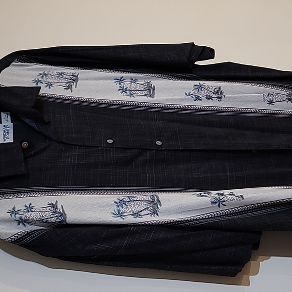 WINDHAM POINTE BLACK BUTTON DOWN WITH PALM TREES - Picture 4 of 10